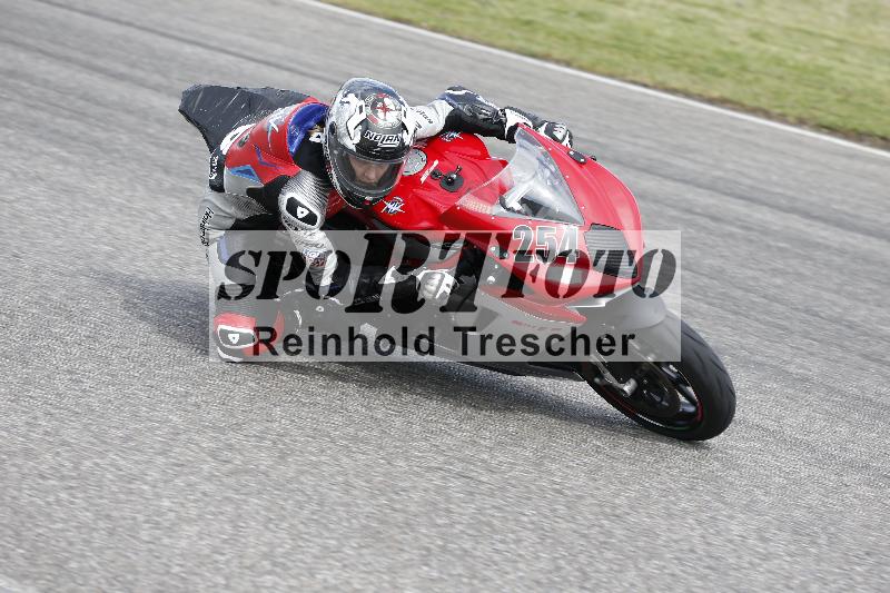 /Archiv-2025/07 19.04.2025 Speer Racing ADR/Gruppe gelb/254